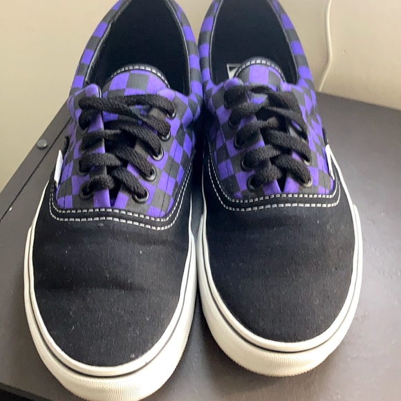 Checkerboard vans - Picture 4 of 4